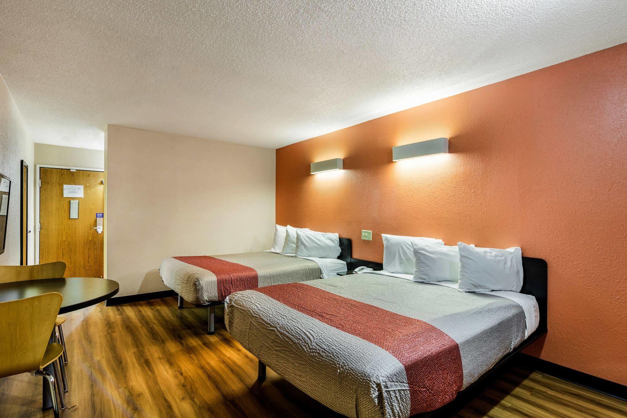 Motel 6-Libertyville, Il Zewnętrze zdjęcie
