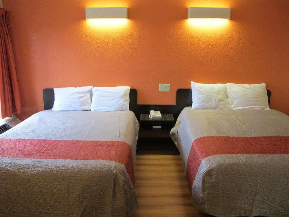 Motel 6-Libertyville, Il Zewnętrze zdjęcie